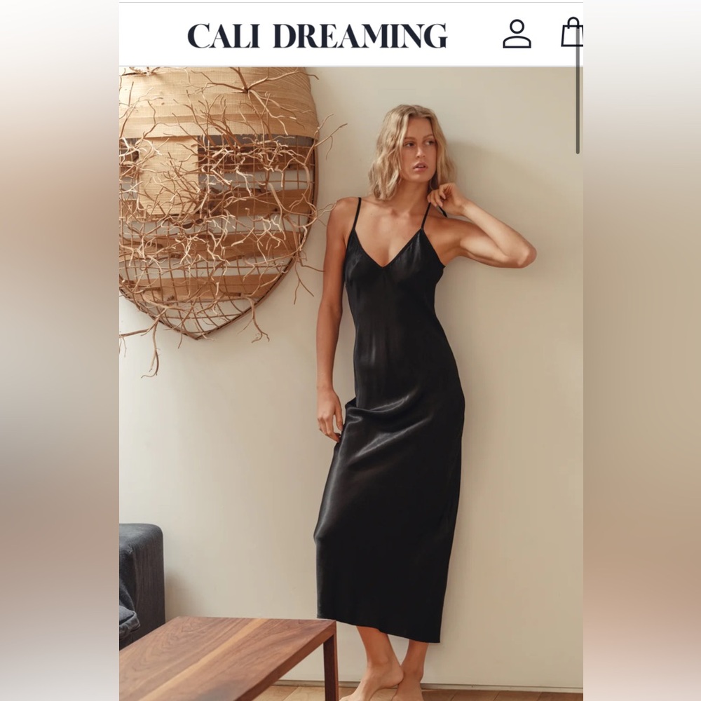 BURGUNDY Cali Dreaming Jones Slip Dress - size medium